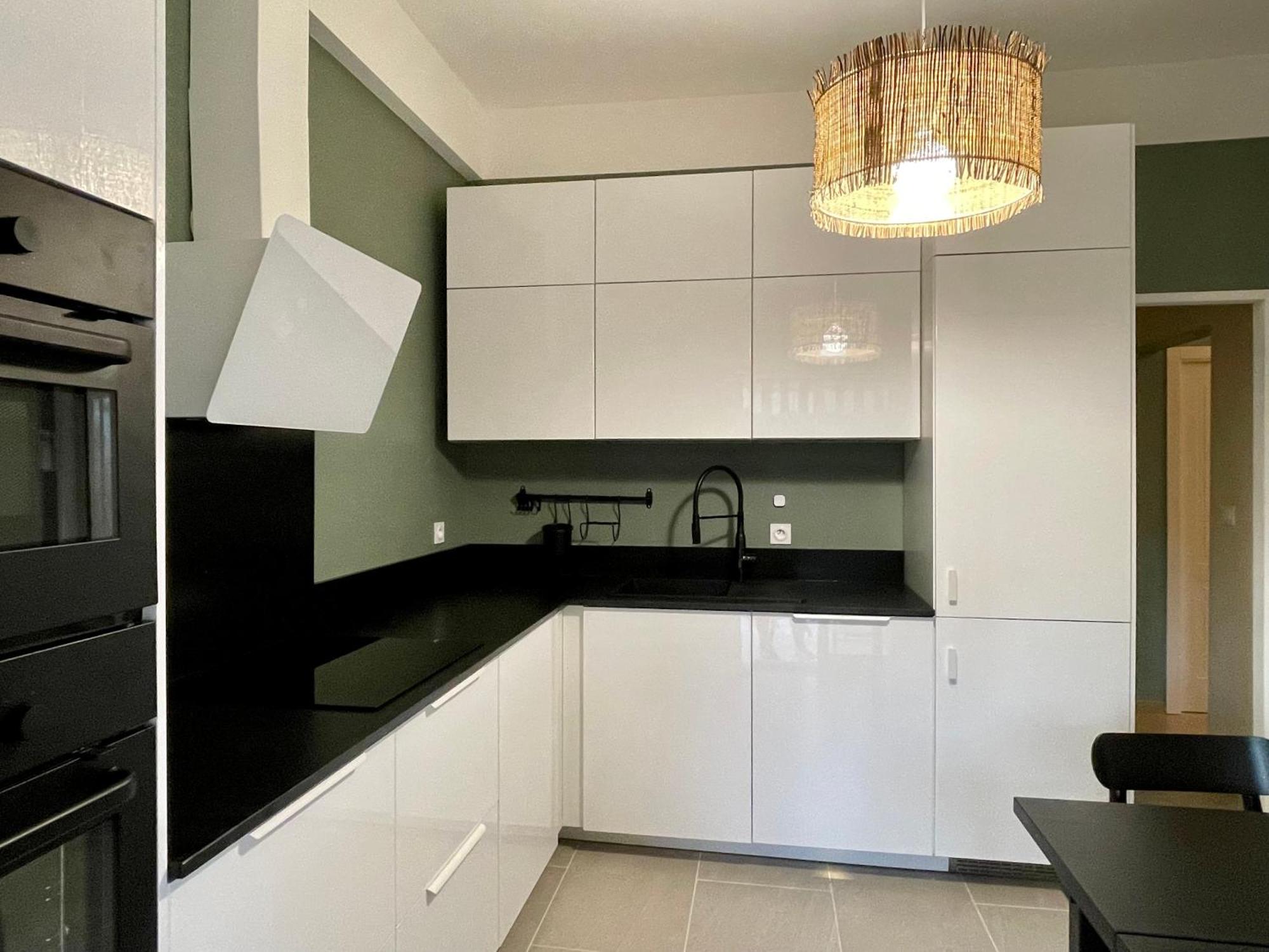 Air-Conditioned Apartment With Garage Near The Sea Nice Bagian luar foto